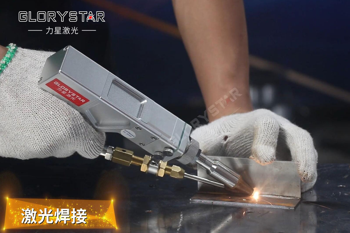 力星激光和客戶并肩發(fā)展，攜手共進