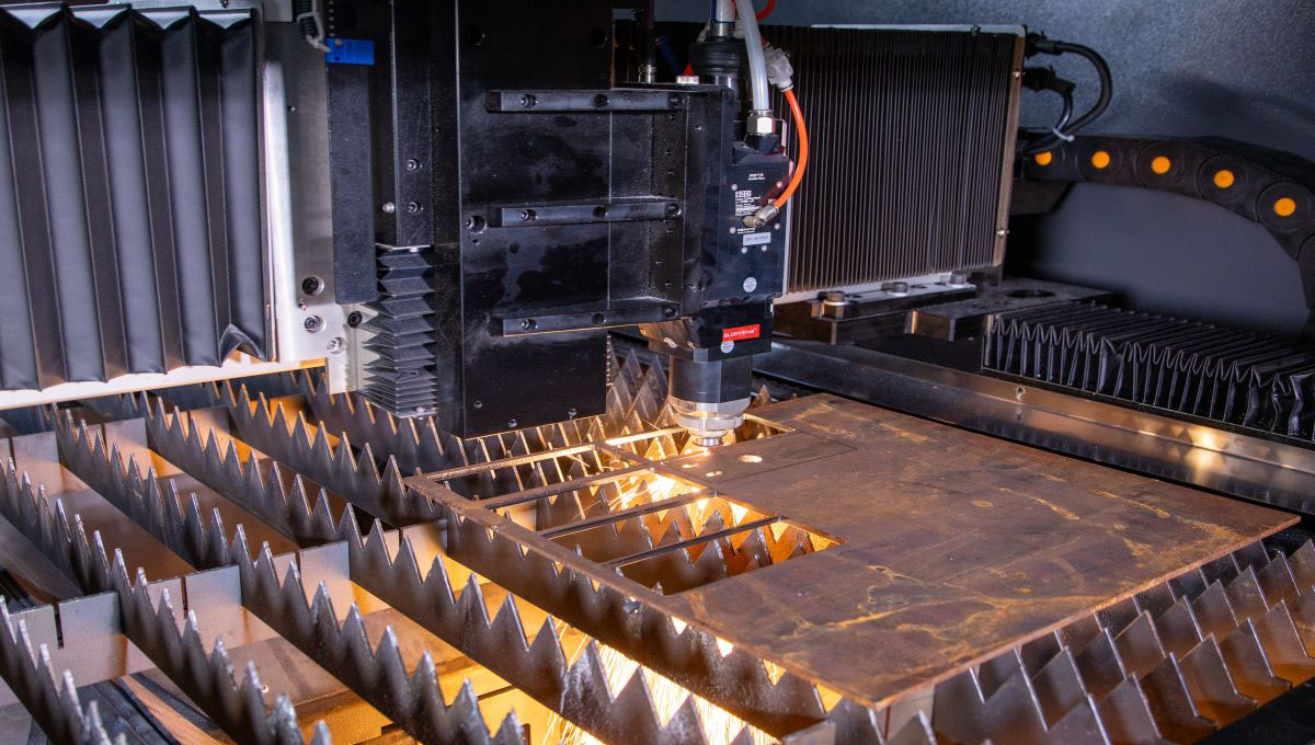 在激光切割時下保護(hù)鏡片為什么總是容易燒傷？