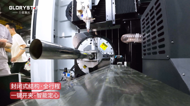 有精度！有速度！VS6012TG雙卡盤光纖激光管材切割機(jī)