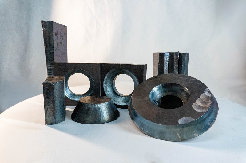 大幅面單平臺(tái)板材切割機(jī)，大型工件一刀成型